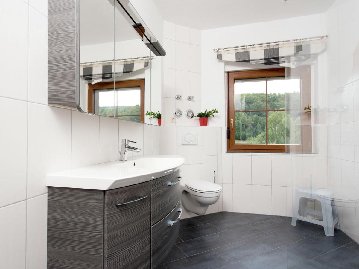 Cozy Apartment In Ore Mountains With Balcony بريتينبرون المظهر الخارجي الصورة